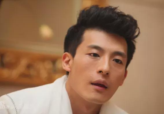 孙艺洲演员,多才多艺的影视新星，演绎人生百态